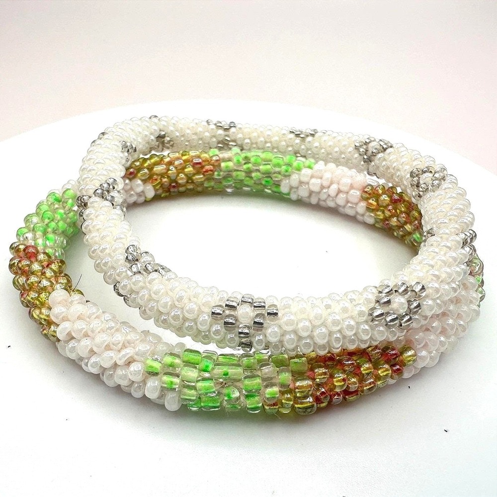 Vintage 90s Glass Seed Bead Crochet Rope Bangle Bracelet Set White Green‎ Boho